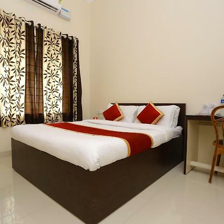 Oyo 9118 Saravana Inn تريفِندرم المظهر الخارجي الصورة