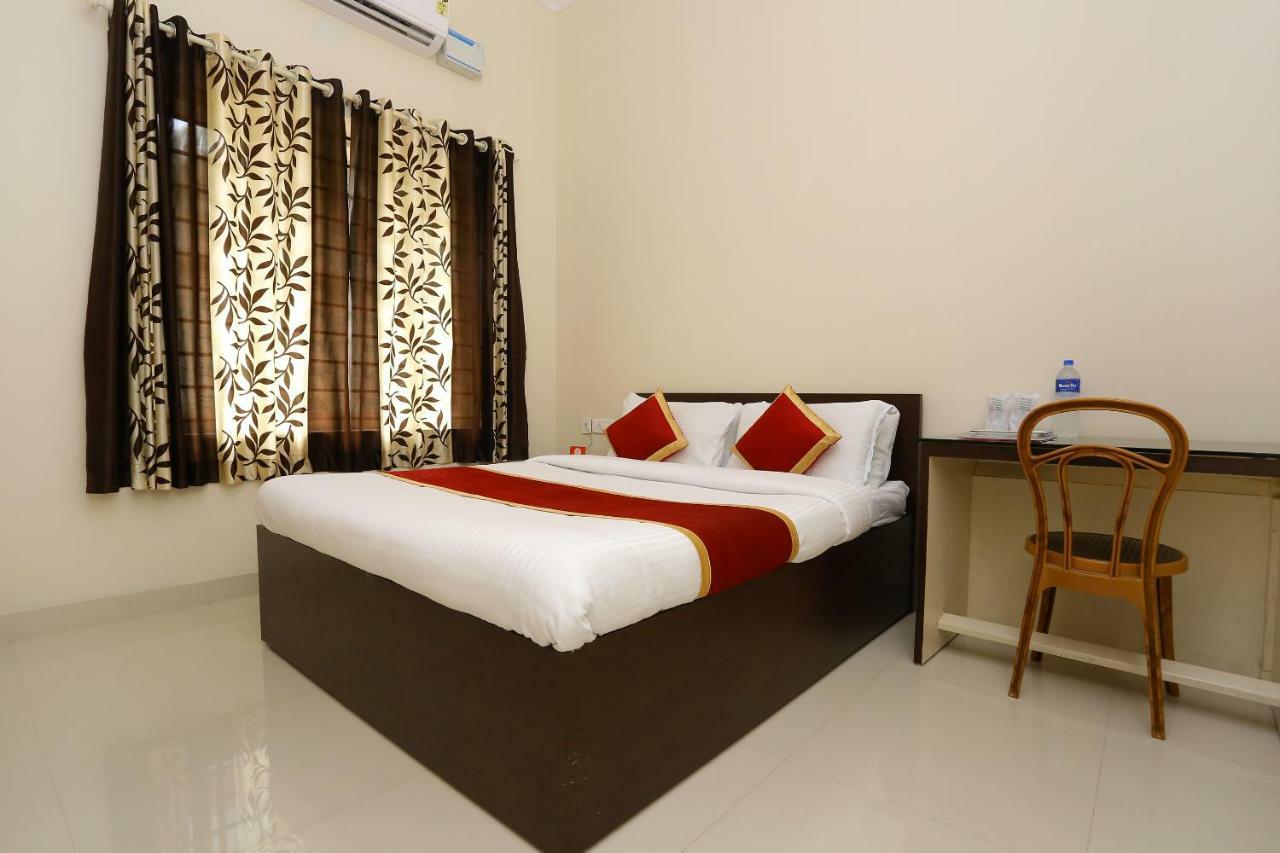 Oyo 9118 Saravana Inn تريفِندرم المظهر الخارجي الصورة