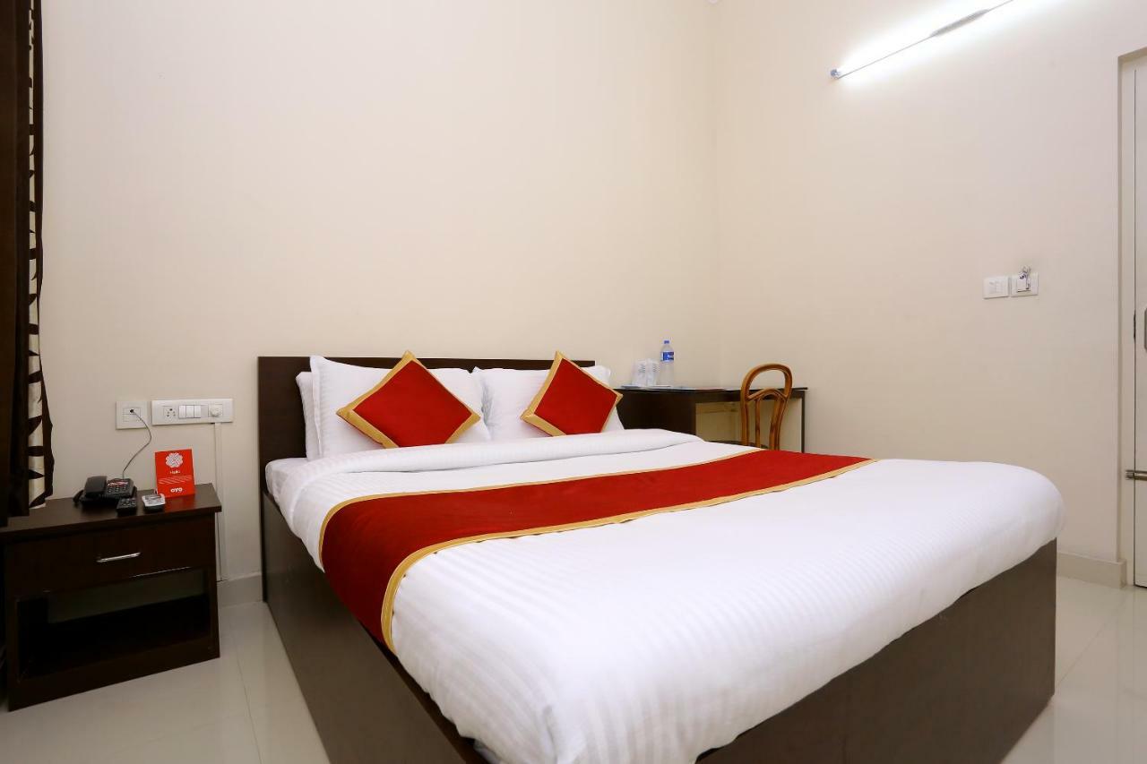 Oyo 9118 Saravana Inn تريفِندرم المظهر الخارجي الصورة